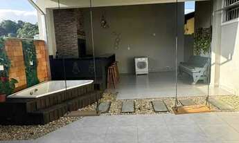 Imagem: Geminado com 3 dormitórios e 4 vagas de