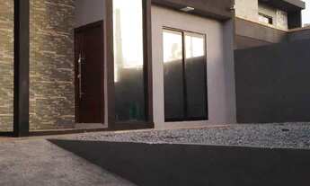 Imagem 3: Casa com 2 dormitórios e 2 vagas de garagem - Morro do Meio