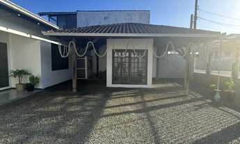 Imagem: Casa com 3 dormitórios sendo 1 suíte e