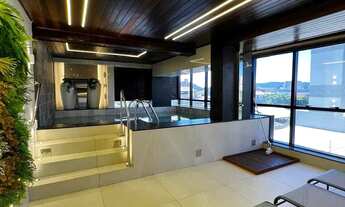 Imagem 2: Apartamento quadra mar mobiliado com 2 suítes e 1 vaga de garagem - Gravatá em Navegantes