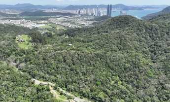 Imagem: Terreno Comercial na Praia do Estaleiro