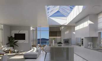 Imagem 4: Mansão Suspensa com 4 suítes e 3 vagas de garagem na Avenida Brasil no Centro de Balneário