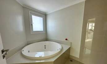 Imagem 2: Apartamento Duplex Vista Mar com 4 suítes e 3 vagas de garagem em Balneário Camboriú-SC