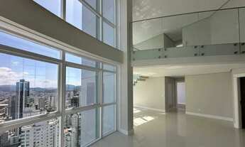 Imagem 4: Apartamento Duplex Vista Mar com 4 suítes e 3 vagas de garagem em Balneário Camboriú-SC