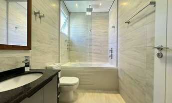 Imagem 4: Apartamento mobiliado com 3 dormitórios sendo 3 suítes e 2 vagas de garagem em Balneário C