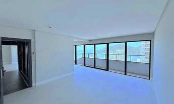 Imagem 5: Apartamento sem mobilia com 4 dormitórios sendo 4 suítes e 4 vagas de garagem em Balneário