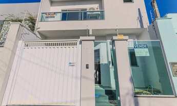 Imagem 7: Casa com 3 suítes e 2 vagas de garagem no Centro de Balneário Camboriú