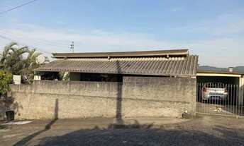 Imagem 2: Casa mista com 4 dormitórios, em ótima localização no Bairro Agrícola em Blumenal/SC