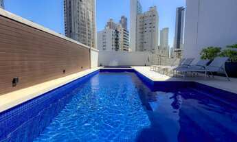 Imagem 2: Apartamento com 2 demi suítes e 1 suíte, 2 vagas de garagem no Centro de Balneário Cambori