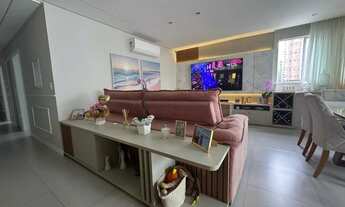 Imagem 3: Apartamento mobiliado com 4 suítes sendo 02 demi e 3 vagas no bairro Meia Praia em Itapema