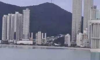 Imagem 4: Apartamento com 2 dormitórios sendo 1 suíte e 1 vaga de garagem em Balneário Camboriú/SC