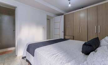 Imagem 4: Apartamento com 4 dormitórios sendo 2 suítes e 2 vagas no Centro de Balneário Camboriú