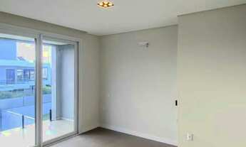 Imagem 7: Casa com 4 suítes sendo 1 master e 4 vagas de garagem - Campeche em Florianópolis/SC