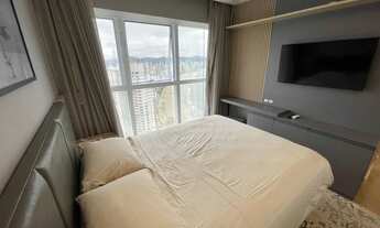 Imagem 4: Apartamento alto padrão frente mar com 4 suítes e 3 vagas de garagem - Av. Atlântica/SC