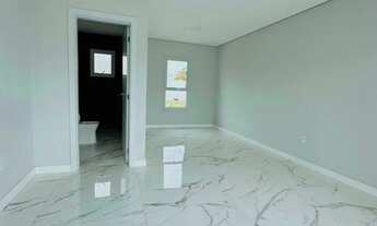 Imagem 7: Sobrado com 3 suítes com sacadas e 2 vagas descobertas em Ingleses do Rio Vermelho, Floria