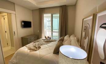 Imagem 3: Apartamento mobiliado com 3 dormitórios sendo 1 suíte e 4 vagas de garagem em Balneário Ca