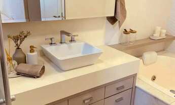 Imagem 7: Apartamento com 3 dormitórios sendo 3 suítes e 1 vaga de garagem em Balneário Camboriú/SC