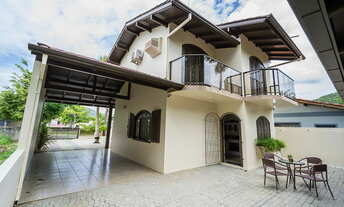 Imagem 2: Casa 3 Dormitórios, 160m2, Morrinhos - Bombinhas/SC