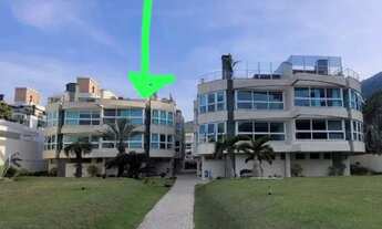 Imagem 5: Outros com 4 dormitórios sendo 4 suítes e 4 vagas de garagem em Bombinhas/SC