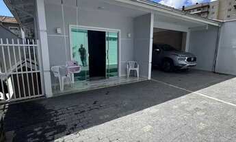 Imagem 6: Casa com 3 dormitórios e 2 vagas de garagem Itinga