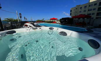 Imagem 6: Mobiliado com 4 dormitórios à venda sendo 4 suítes, 180.0 m² por - R$ 10.900.000,00 - Meia