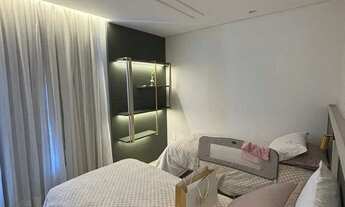 Imagem 4: Apartamento com 3 dormitórios sendo 3 suítes e 2 vagas de garagem em Porto Belo/SC