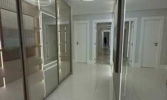 Imagem 2: Apartamento com 6 dormitórios à venda sendo 5 suítes, 345.9 m² por - R$ 17.500.000,00 - Ce