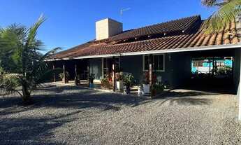 Imagem 7: Casa com 2 dormitórios e 1 vaga de garagem em São Francisco do Sul/SC