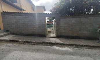 Imagem 3: Casa Familiar com 3 Quartos, Suíte e Área de Convívio Ampliada