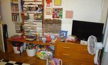 Imagem 3: Excelente sala com cozinha americana aberta para sala, 2 quartos, c/dce +vaga