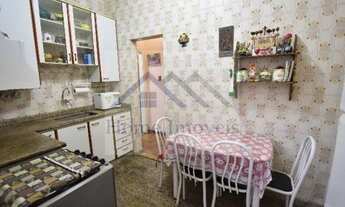 Imagem 6: Icaraí, na seg. quadra da praia ,próx. padarias, farmácias,bancos etc.Apt 2qts de frente