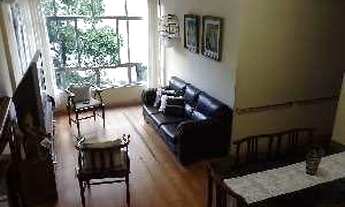 Imagem 2: Icaraí, miolo, 1ª quadra, sol da manhã . Apt 3 qts, lavabo, dep. de empregada, coz, aréa