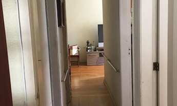 Imagem 3: Icaraí, miolo, 1ª quadra, sol da manhã . Apt 3 qts, lavabo, dep. de empregada, coz, aréa