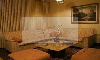 Imagem 2: Maria Cristina, 4 dormitórios, 3 suíte, 4 banheiro, 2 vagas na garagem, 220M² de Área Cons