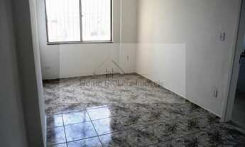 Imagem 4: Apartamento em Fonseca, próximo a transporte e comércios