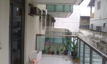 Imagem 5: Frente ao mar Piratininga ..Edifício Riviera.. Amplo 3 quartos indevassado..