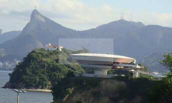 Imagem: PRAIA DE ICARAÍ todo frente para o mar
