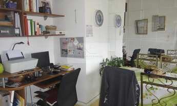 Imagem 2: Sala quarto com vaga,Próximo a Bancos, mercados, escolas perto do Centro, Reformado