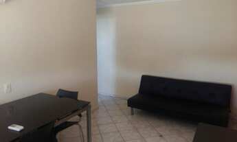 Imagem 2: Apto. com linda vista, indevassável, totalmente montado. Comércio, condução e colégio no e