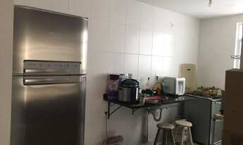 Imagem 4: Icaraí, próx ao Rio Criket , comércios, condução na porta. Sol da manhã , 3 qts , sendo 1