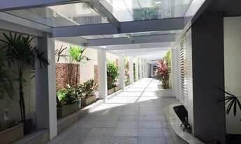 Imagem 7: Ed. MURANO-Praia de icarai , vista lateral mar ,UFF e mata,finíssimo APTO c/118m²