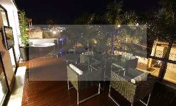 Imagem 4: Condomínio Jardim Paris, Casa cinematográfica na estrada Fróes. frontal mar, condomínio ex