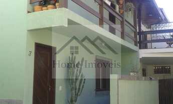 Imagem: Casa duplex em mini condomínio com apenas