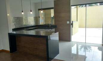 Imagem 7: Cafubá, com 3 qtos, sendo 1 suite, com 2 vagas e churrasqueira