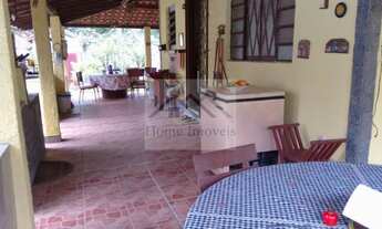 Imagem 2: Ótimo sítio em Itaboraí com área de 8000 m², com piscina, churrasqueira, casa com 2 quarto