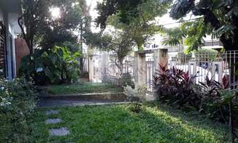 Imagem 5: CASA_______, 06 dormitórios na Rua Professor Mário Castro