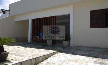 Imagem 5: Casa_______, 4 dormitórios, 2 suíte, 4 banheiro, 4 vagas na garagem, 200M² de Área Constru