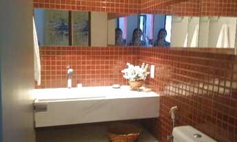 Imagem 4: Edf. Violeta, 4 dormitórios, 2 suíte, 1 banheiros, 3 vagas na garagem, 10M² de Área Constr