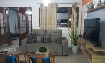 Imagem 2: Casa em Rio Doce com 4 quartos