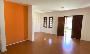 Imagem 4: Casa Linear com 3 Quarto 1 sendo um suíte, lazer com piscina + dependência de empregada!!